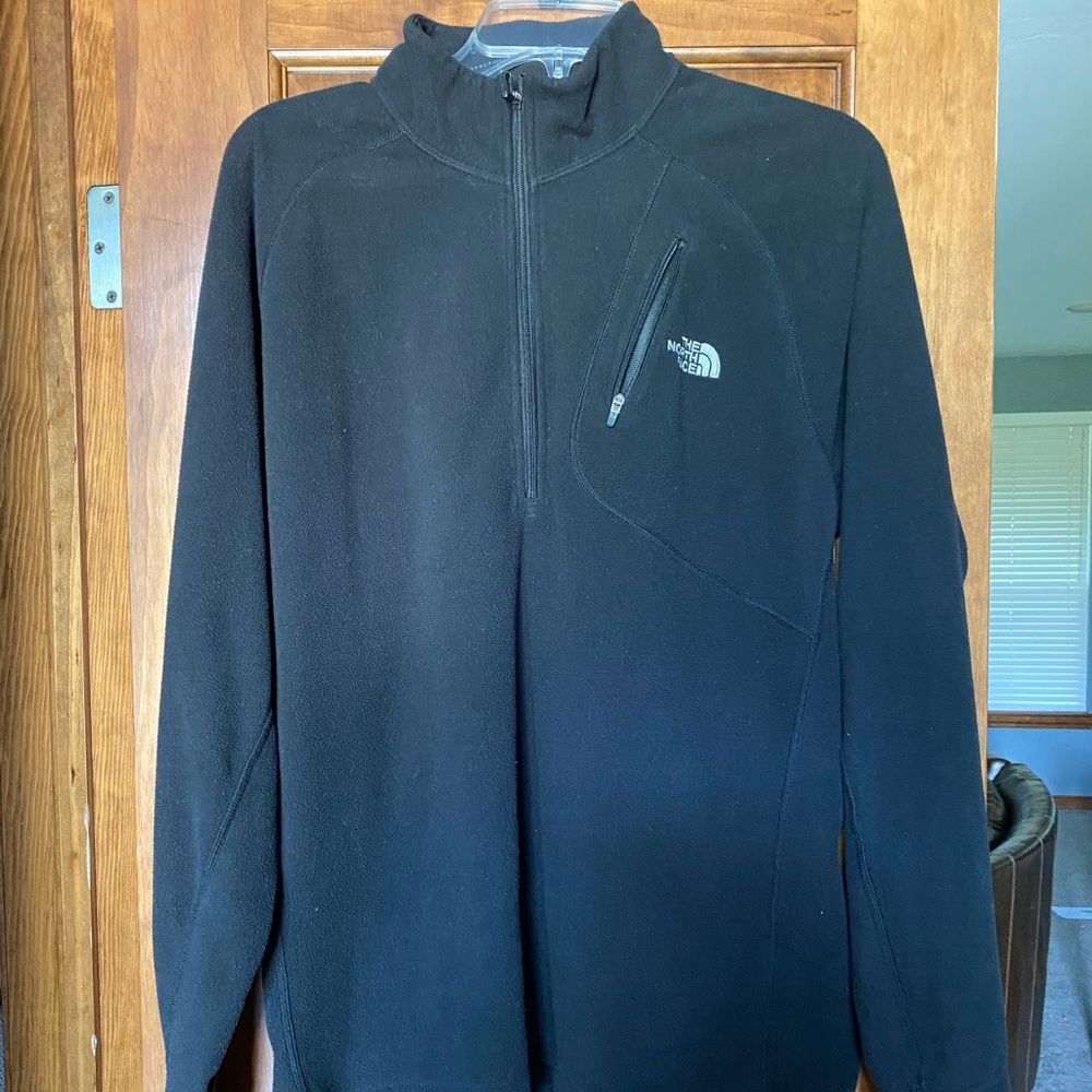 Men's pullover quarter zip fleece